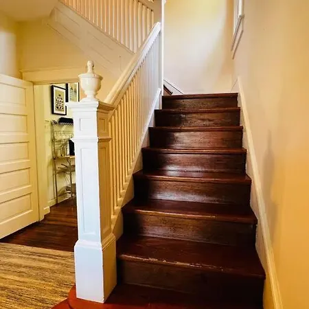 4 Bedroom Dc'S Best Location With Parking, Walk To Clarendon Metro, Shopping And Nightlife! Arlington Exterior photo