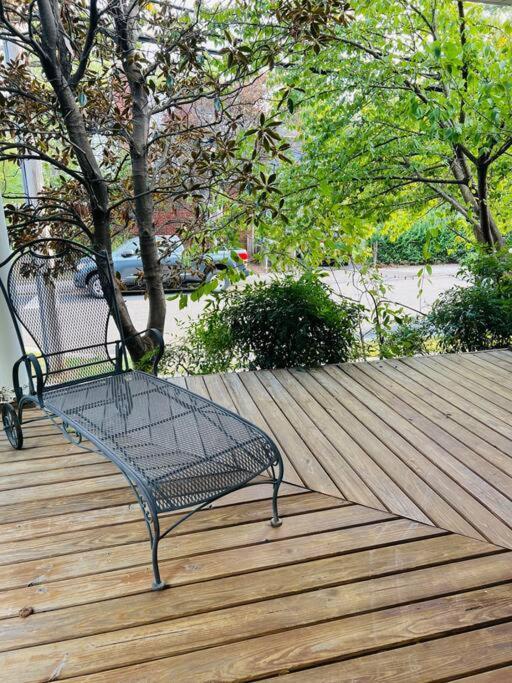 4 Bedroom Dc's Location With Parking, Walk To Clarendon Metro, Shopping And Nightlife! Arlington
